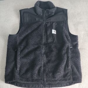 Carhartt Black Sherpa Fleece Vest